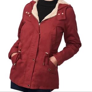 Macy’s collectionb Newyork burgundy puffer coat Xl